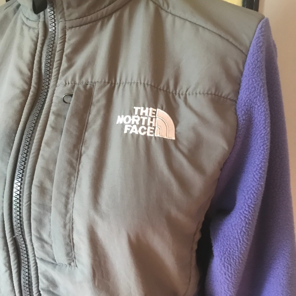 North face zip up - Picture 3 of 8